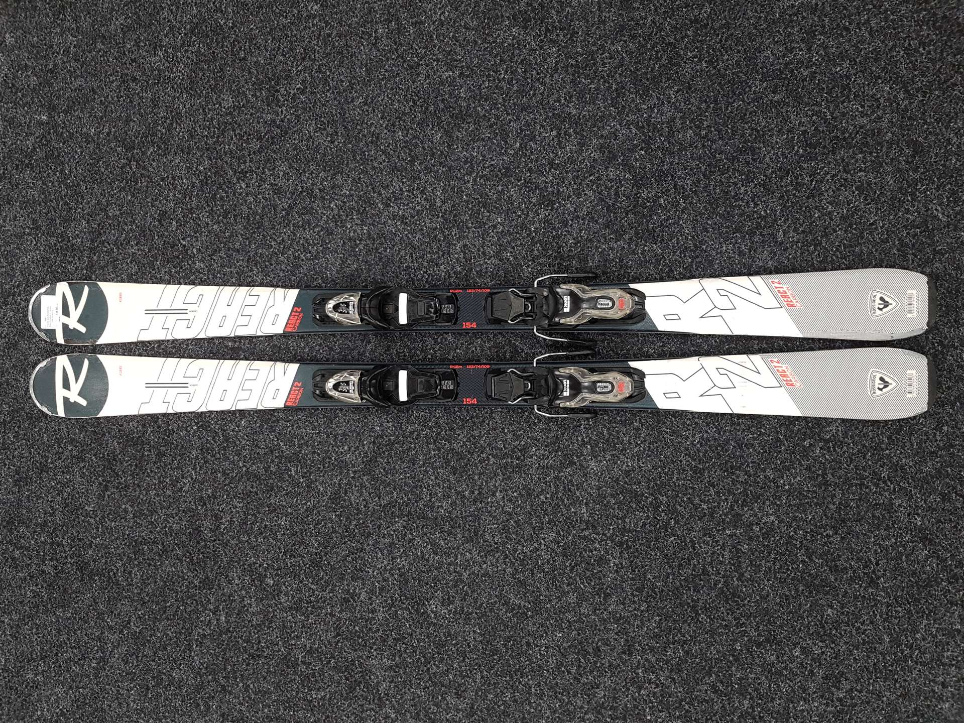 Sci usati ROSSIGNOL React 2 Carbon + attacchi Look Xpress 10