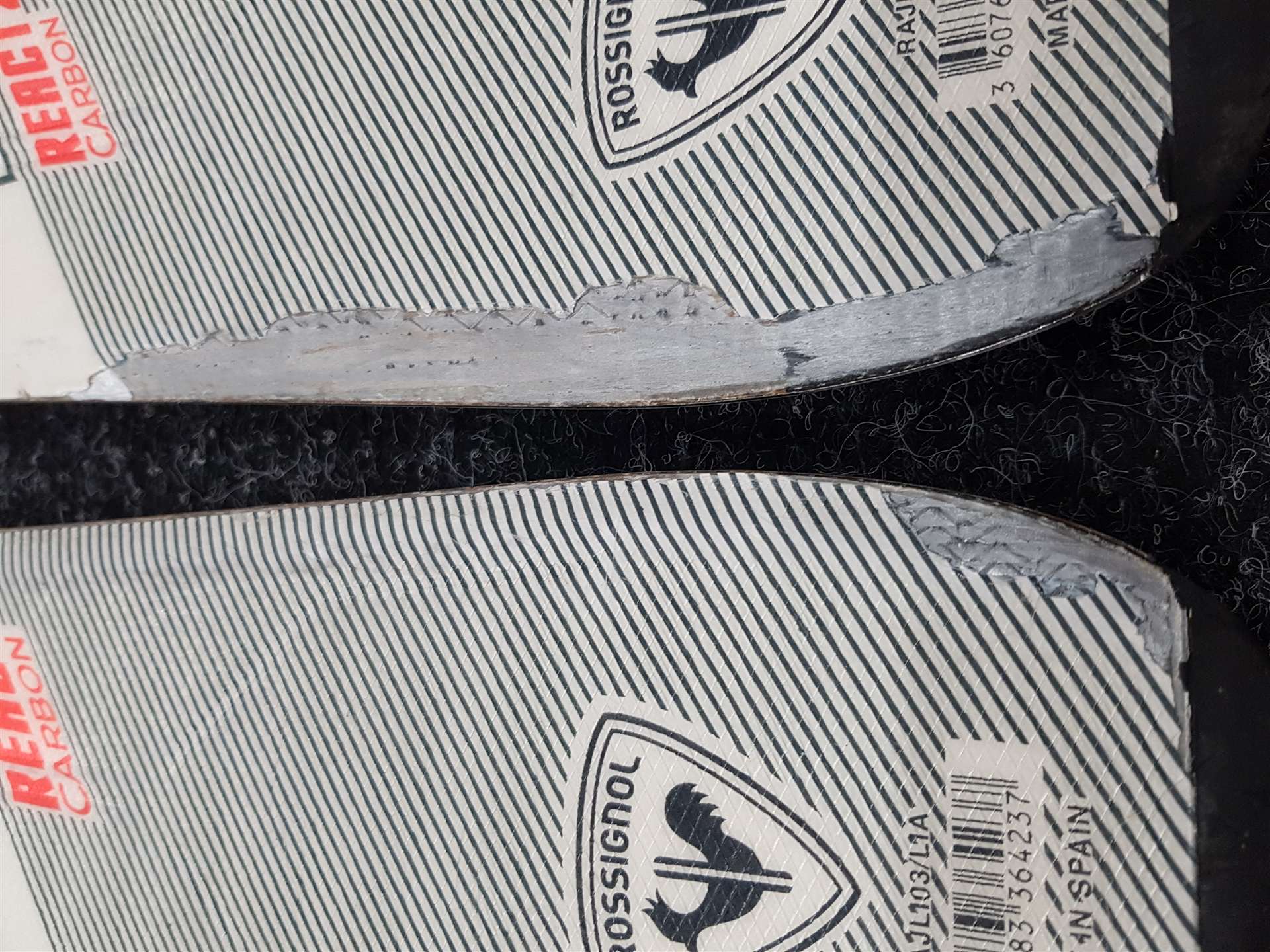 Sci usati ROSSIGNOL React 2 Carbon + attacchi Look Xpress 10