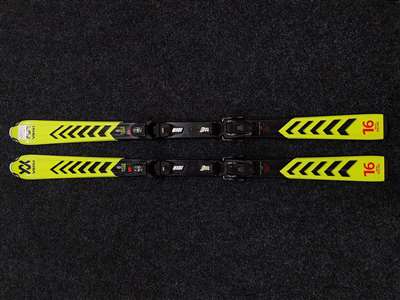 Použité lyže VOLKL Racetiger JR 16 + vázání Marker 7