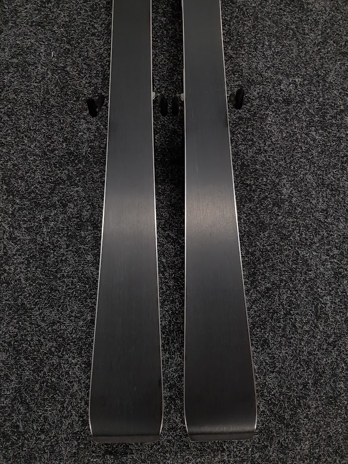Bazárové lyže  Atomic GS 9