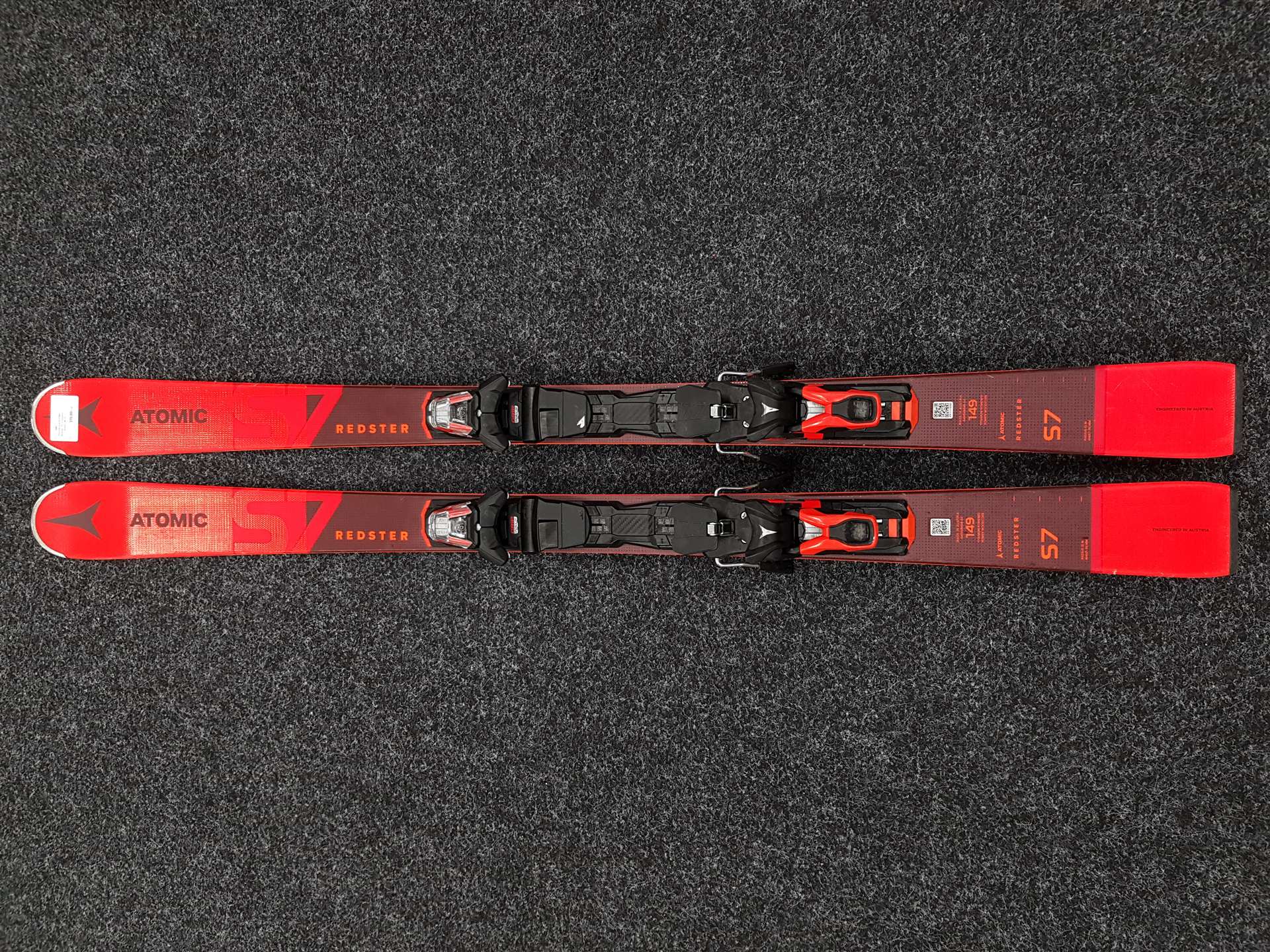 Gebrauchte ATOMIC Redster S7 Ski + Atomic M 12 Bindungen
