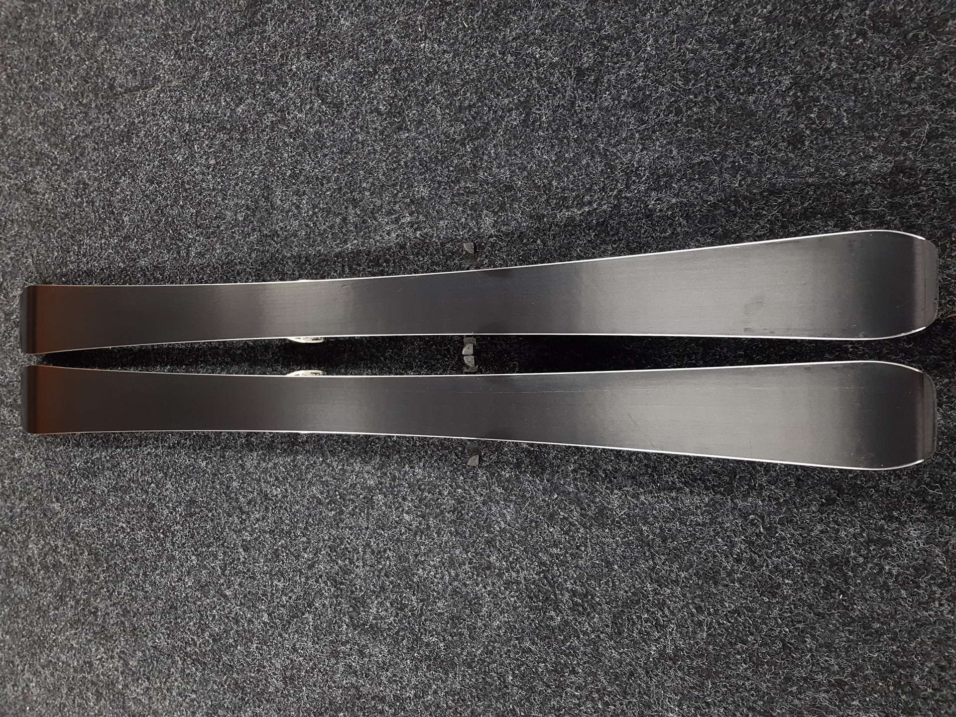 Gebrauchte Kinderski ATOMIC Redster X2 + Atomic 7.5 Bindungen