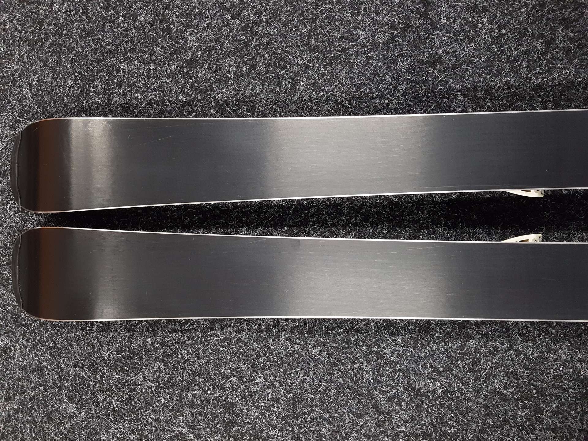 Gebrauchte Kinderski ATOMIC Redster X2 + Atomic 7.5 Bindungen