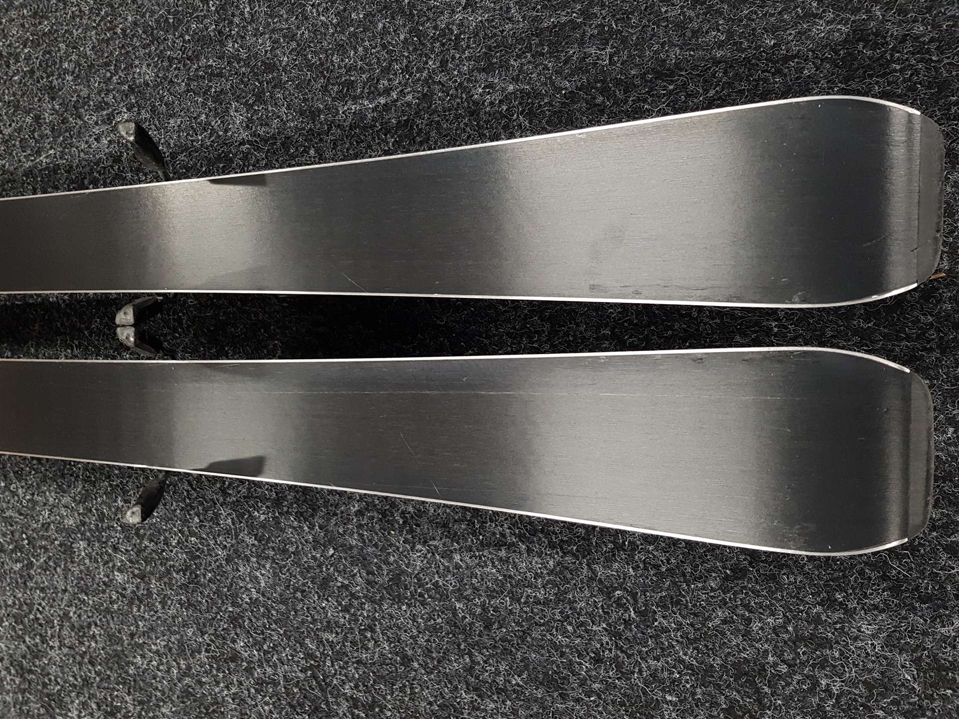 Gebrauchte Kinderski ATOMIC Redster X2 + Atomic 7.5 Bindungen