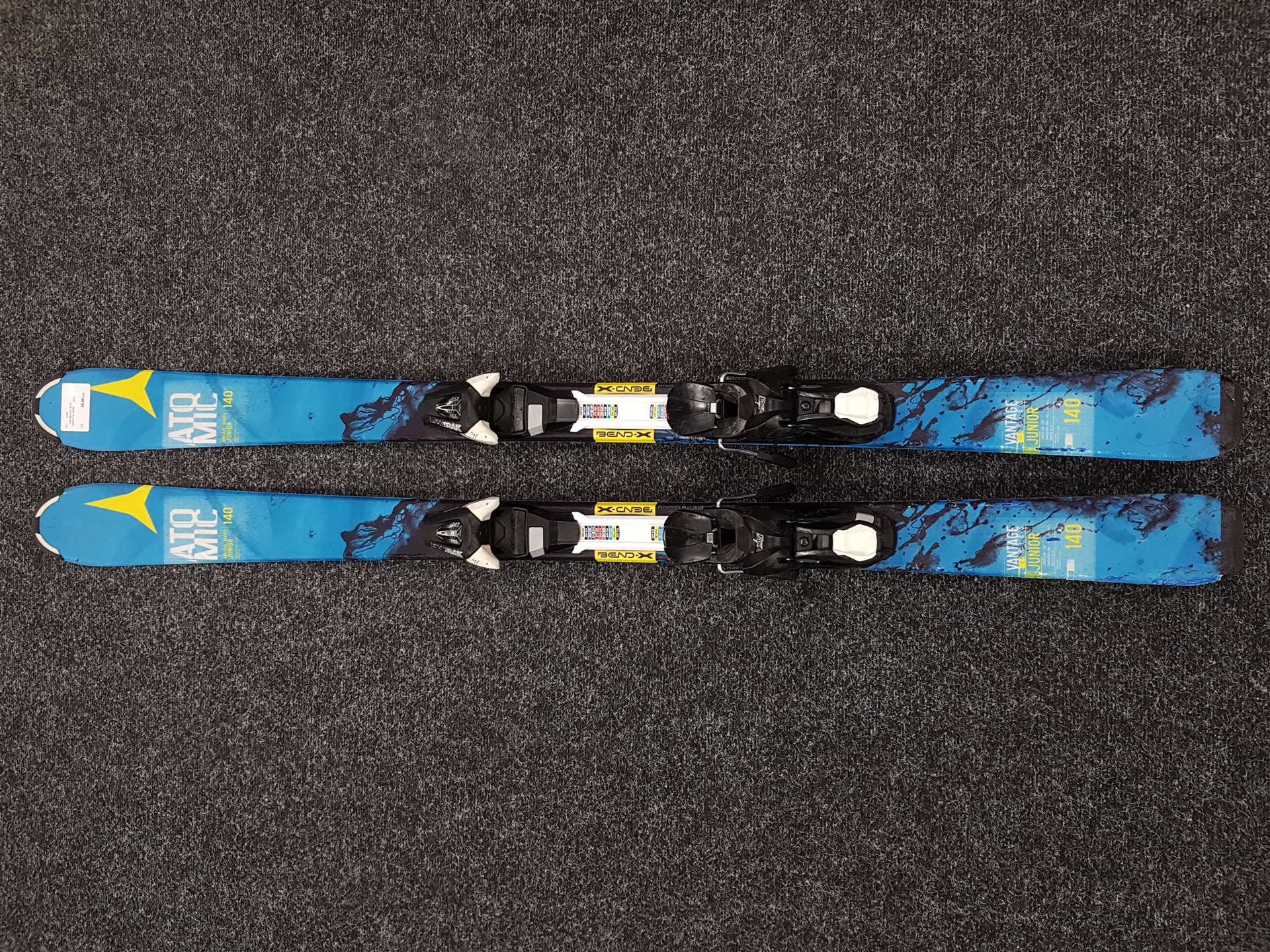 Używane narty ATOMIC VANTAGE SERIES Junior
