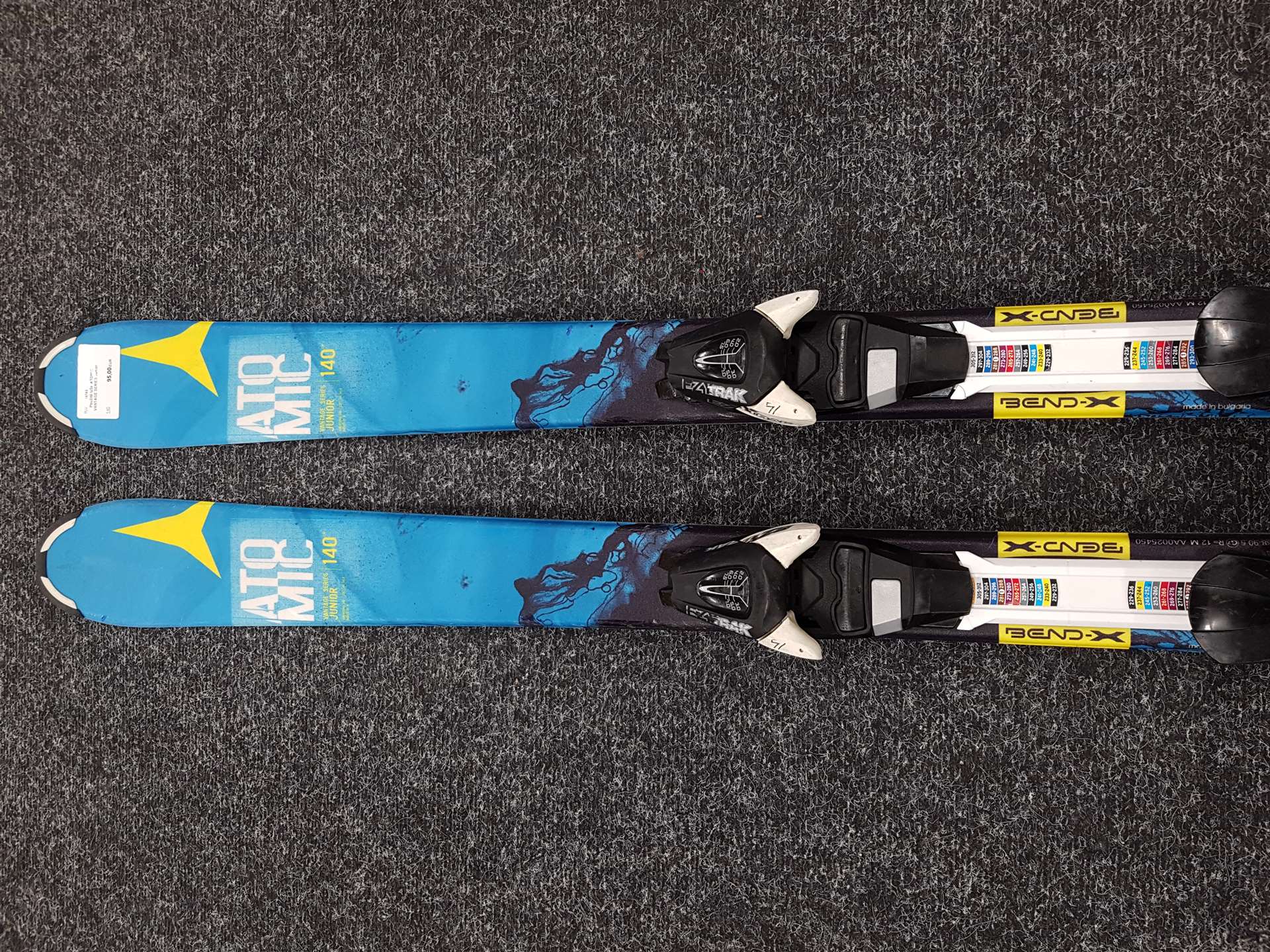 Używane narty ATOMIC VANTAGE SERIES Junior