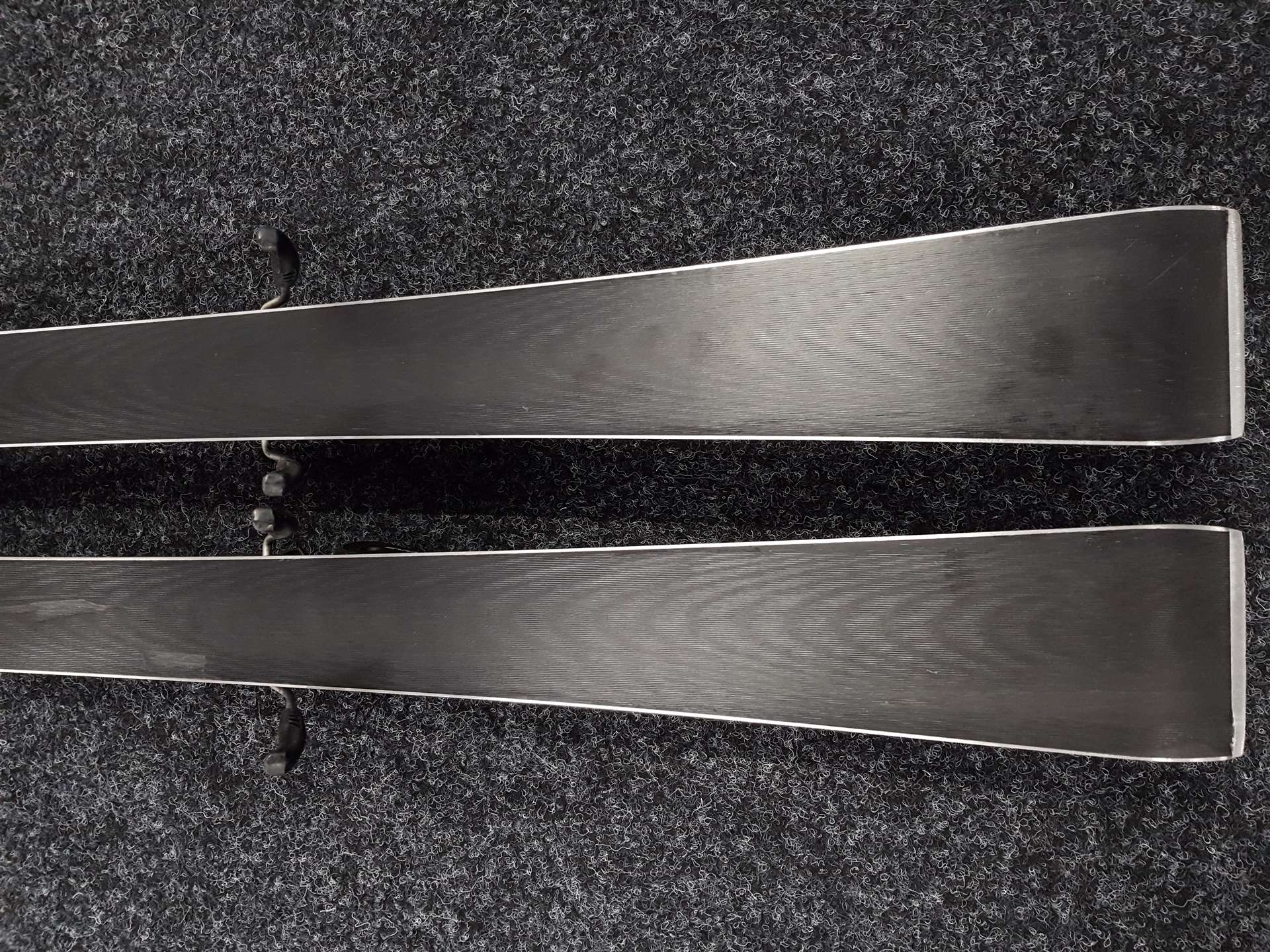 Použité lyže HEAD Worldcup Rebels i.SL RD Team + viazanie Head Evo 9.0 AC