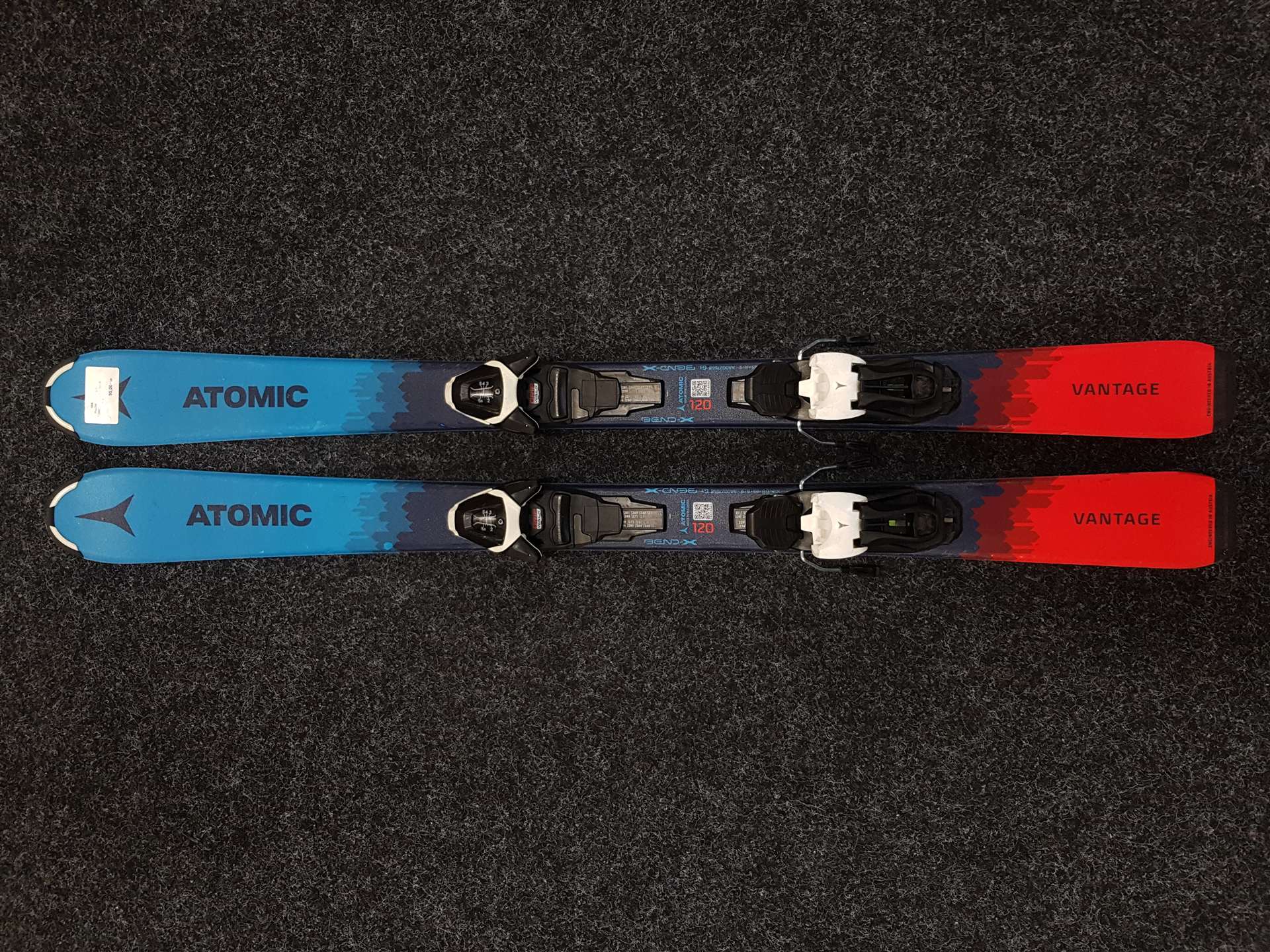 Gebrauchte ATOMIC Vantage Kinderski + Atomic 5.5 Bindungen