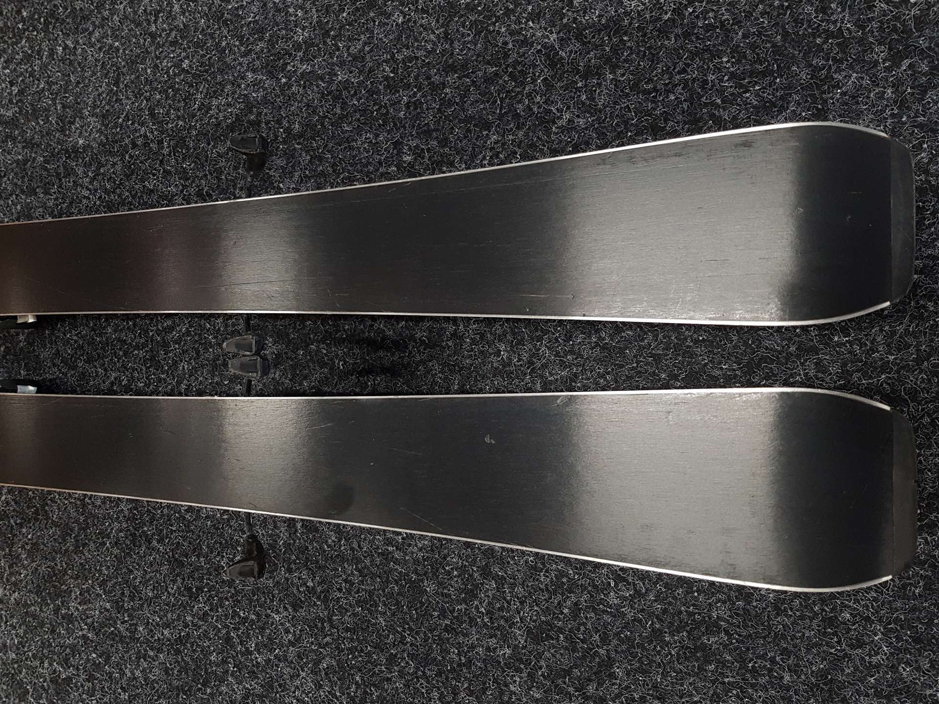 Gebrauchte ATOMIC Vantage Kinderski + Atomic 5.5 Bindungen