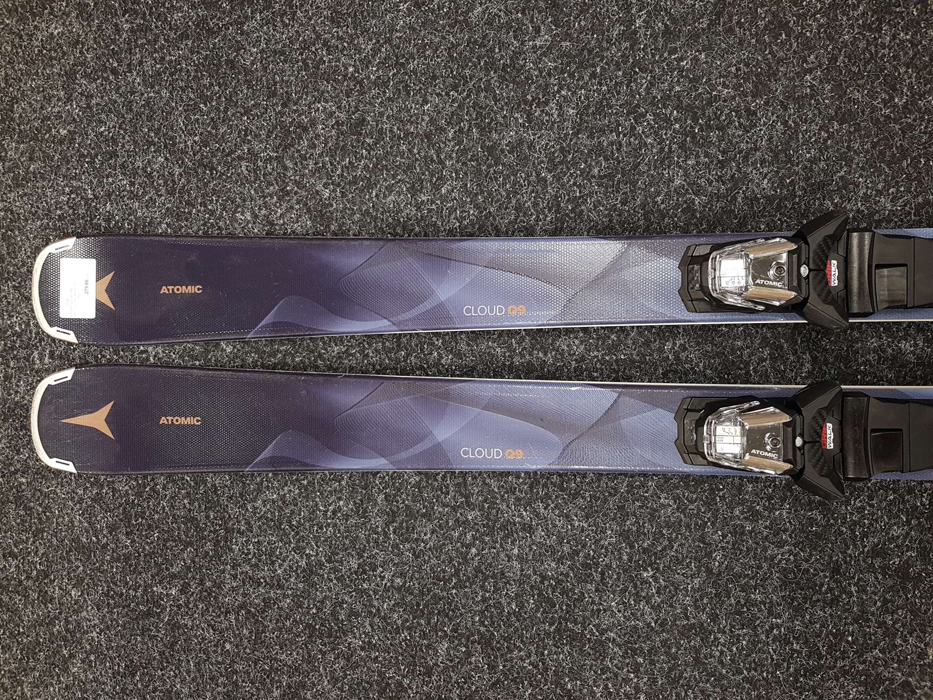 Gebrauchte ATOMIC Cloud Q9 Ski + Atomic M Ten 10 Bindungen