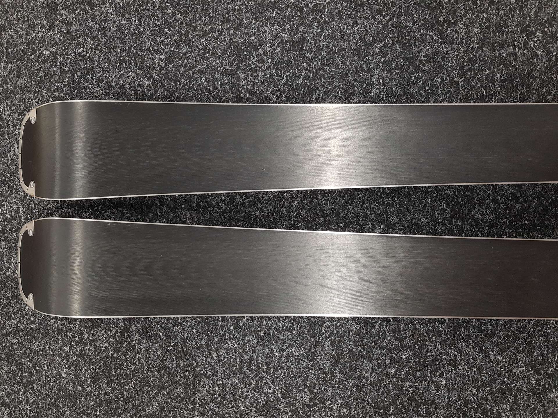 Gebrauchte ATOMIC Cloud Q9 Ski + Atomic M Ten 10 Bindungen