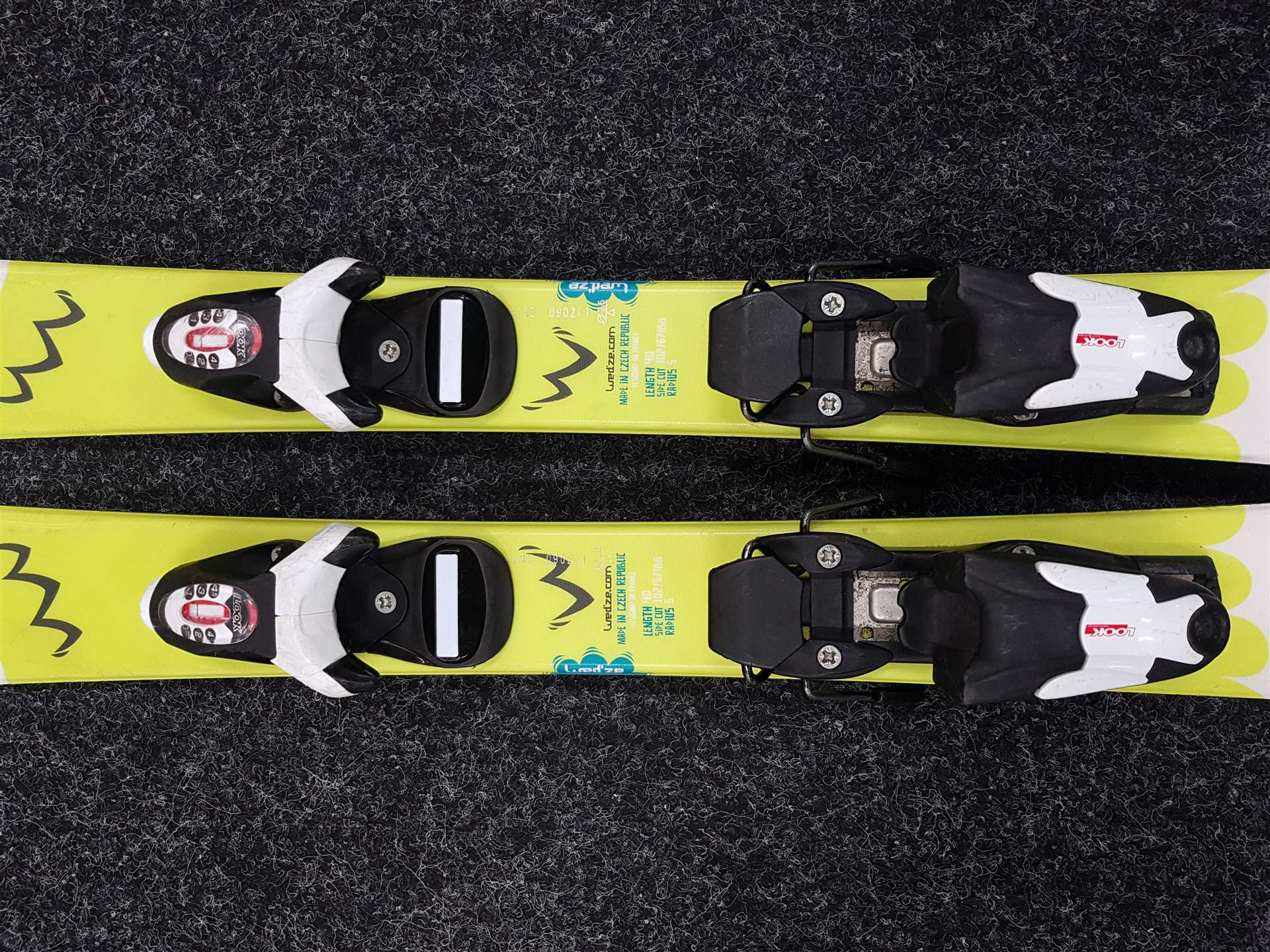 Použité dětské lyže WEDZE ONE BREAKER KID + vázání Look 4,5