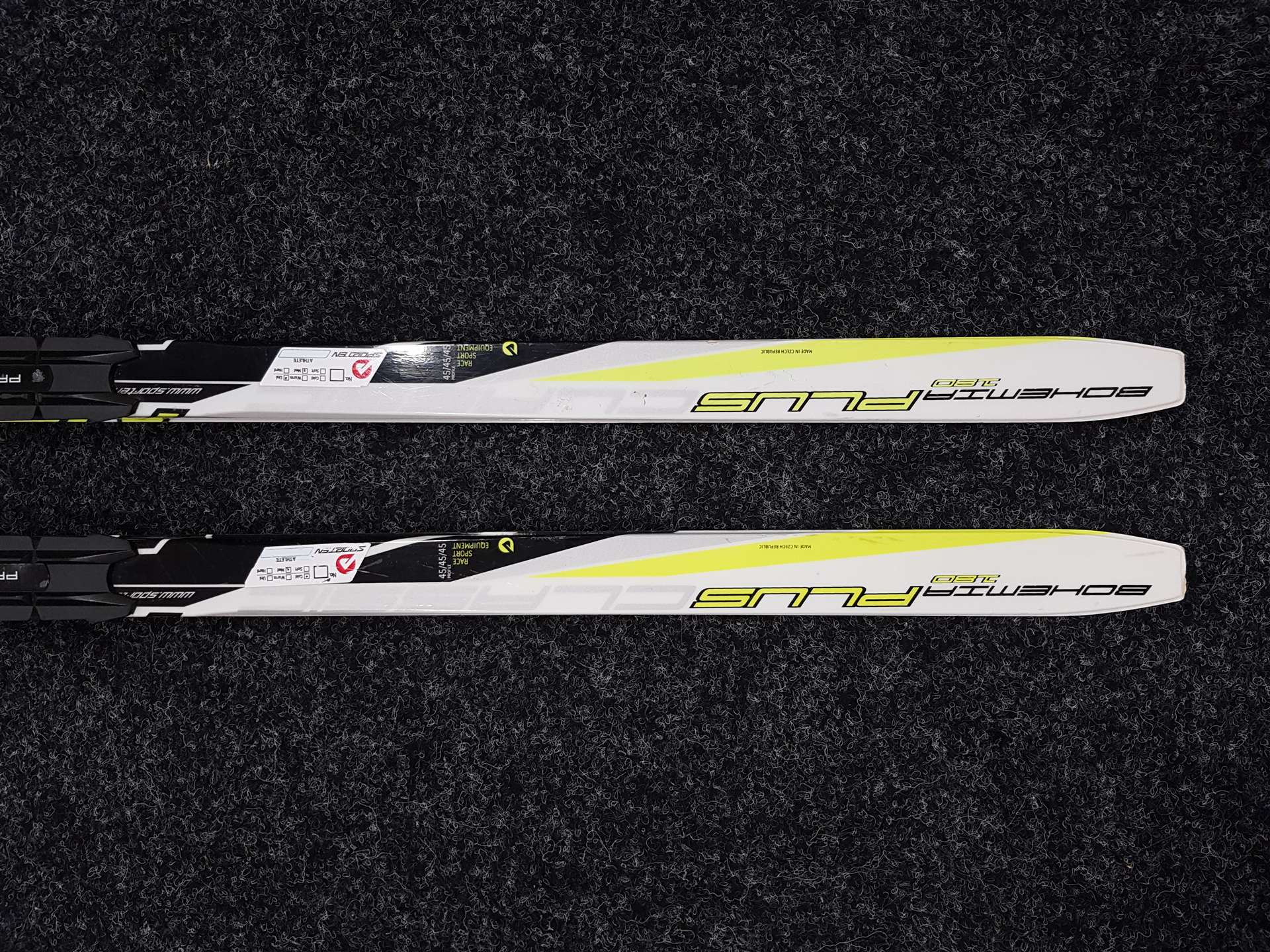 Skis de fond SPORTEN Bohemia Plus d'occasion + fixations Salomon NNN