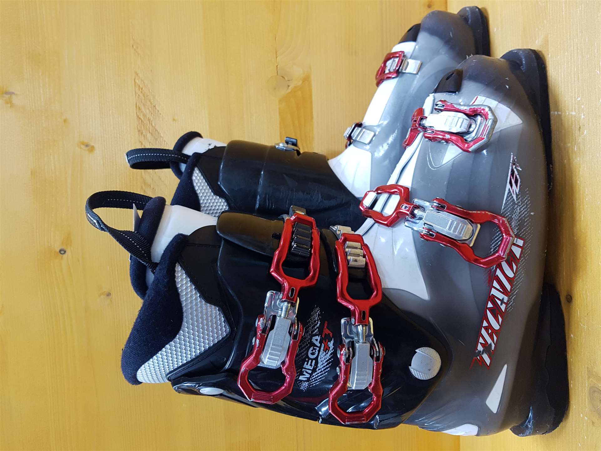 Używane buty narciarskie Tecnica Mega +T