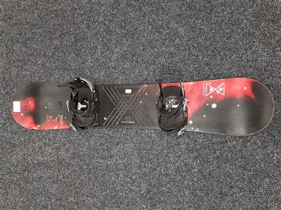 Použitý snowboard BURTON Experience + vázání Head velikost S