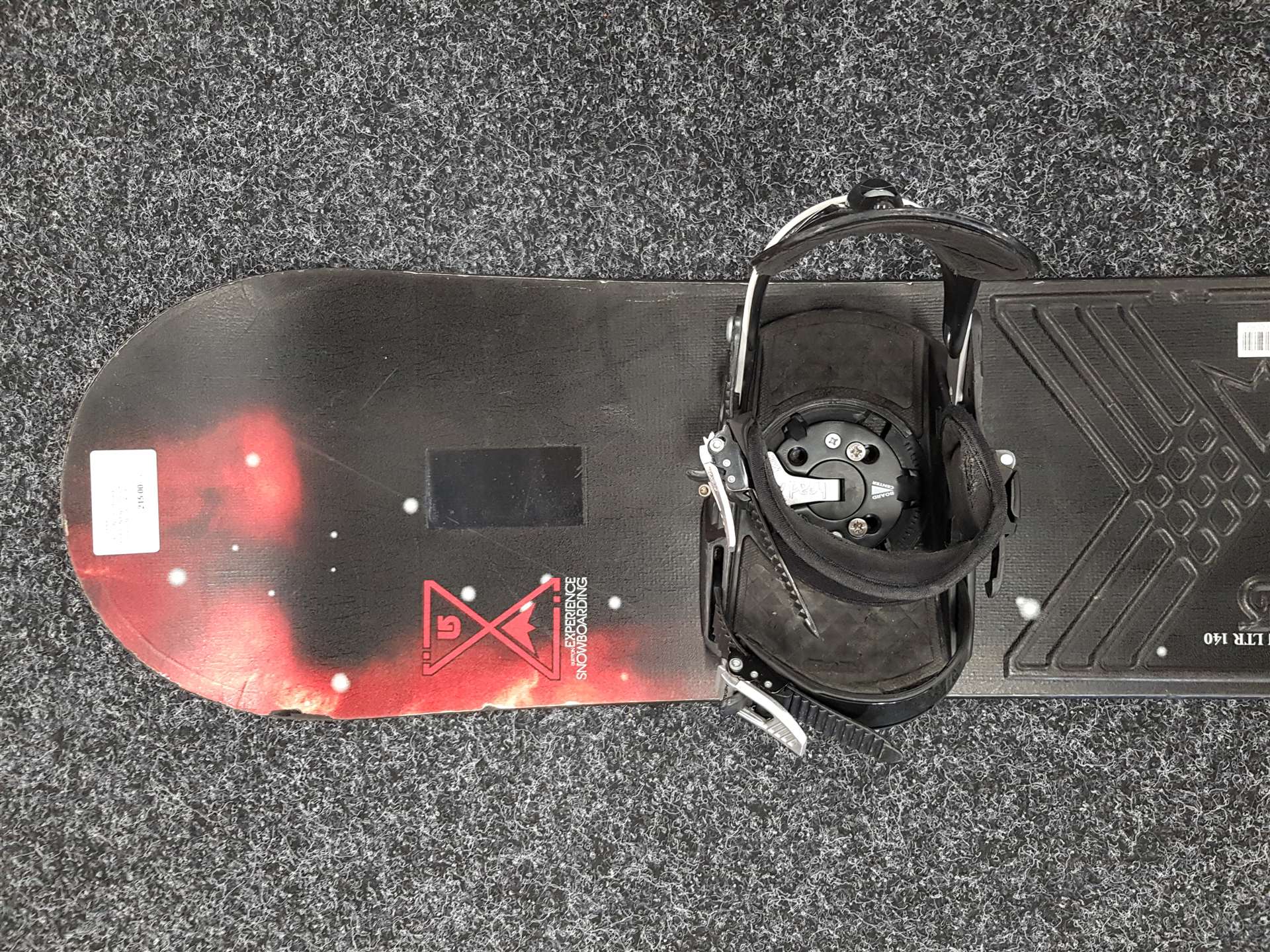 Gebrauchtes BURTON Experience Snowboard + Head Bindungen Größe S