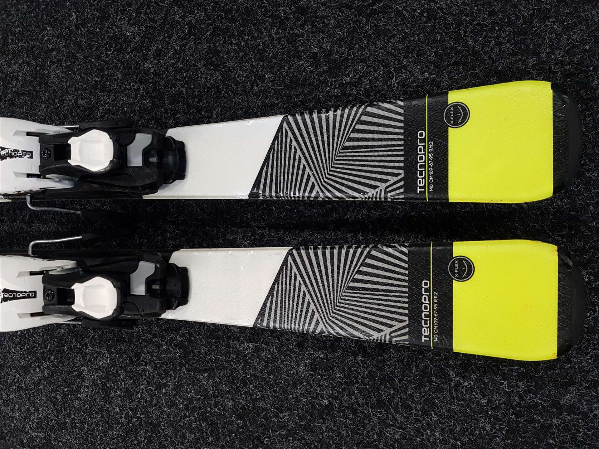 Použité lyže TECNOPRO Team 66 + viazanie Tecnopro 7.5