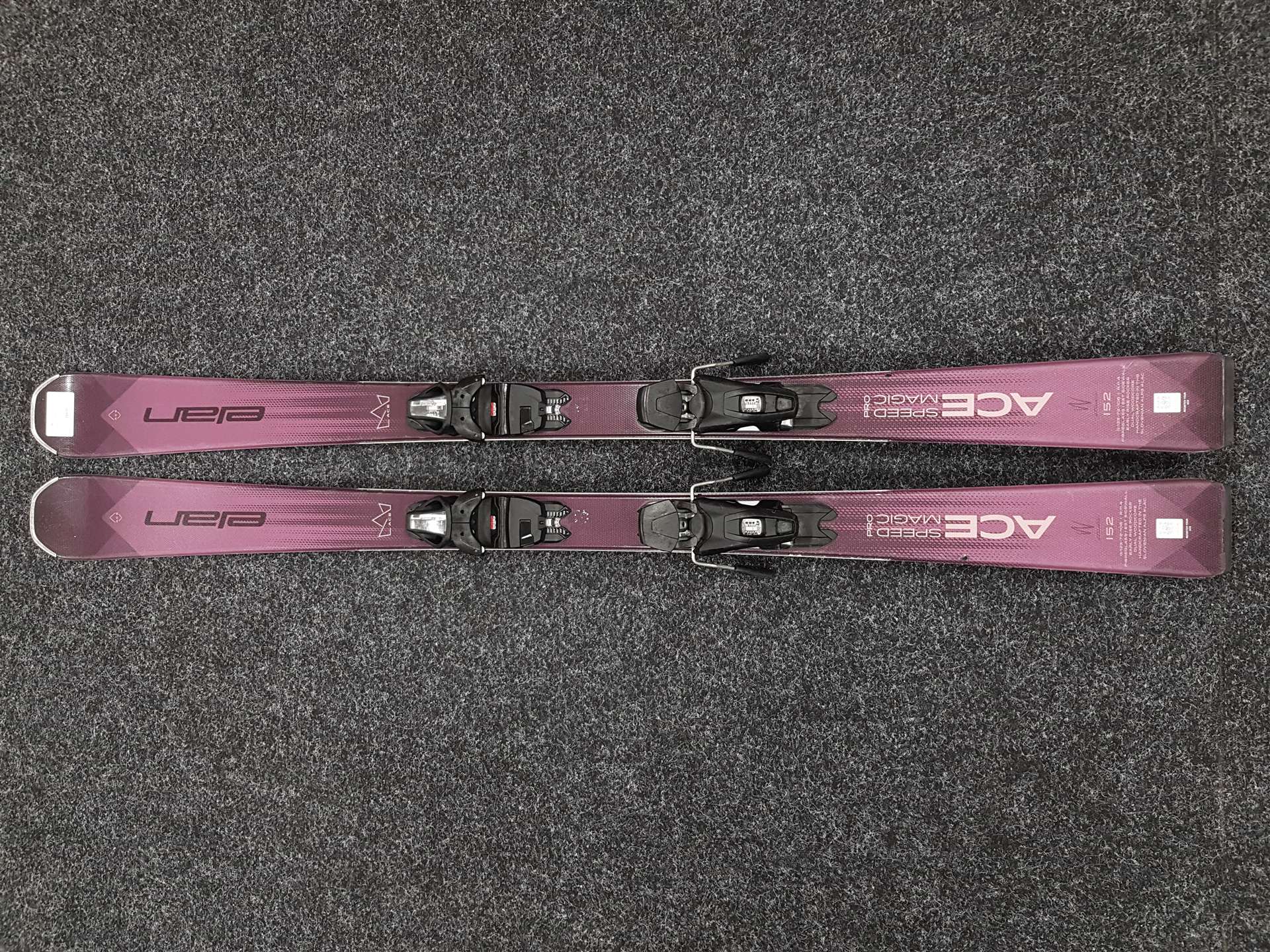 Skis ELAN Ace Speed Magic Pro d'occasion + fixations Elan 9