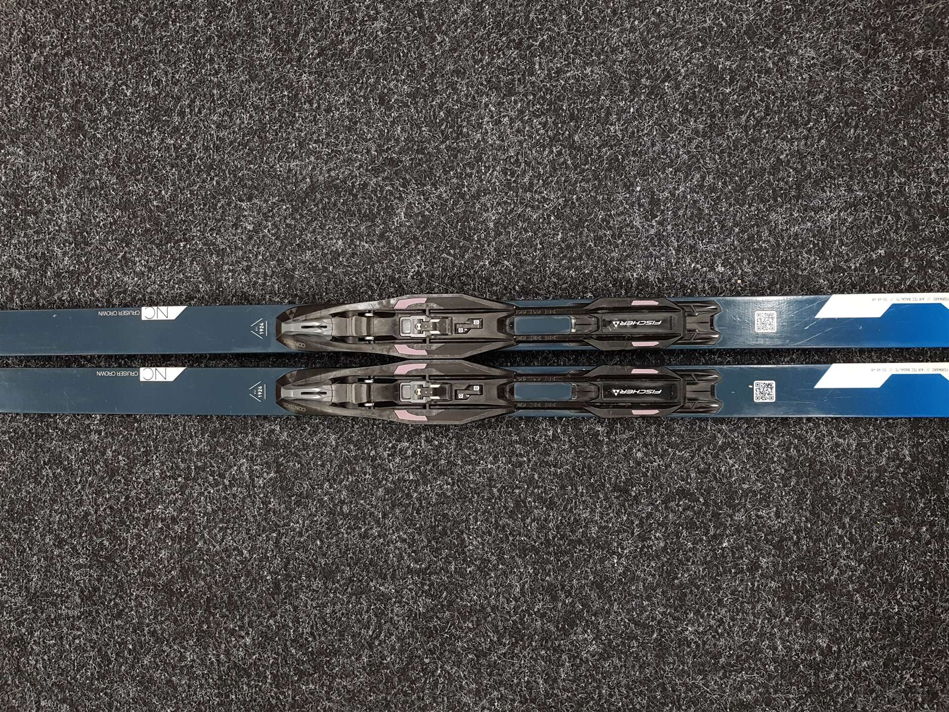 Použité bežecké lyže FISCHER Cruiser Crown + viazanie NNN Fischer Control
