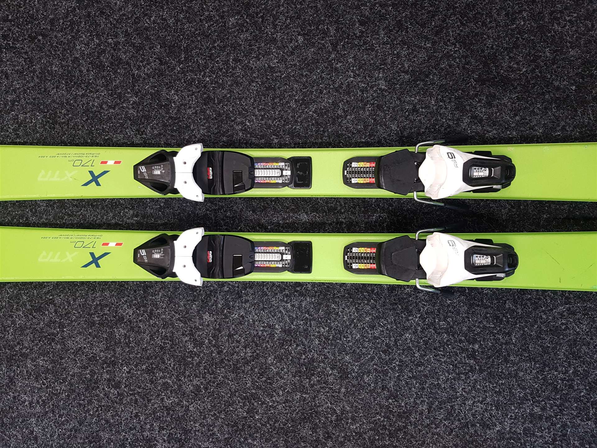 Použité lyže FISCHER RC ONE + viazanie Fischer RS 9