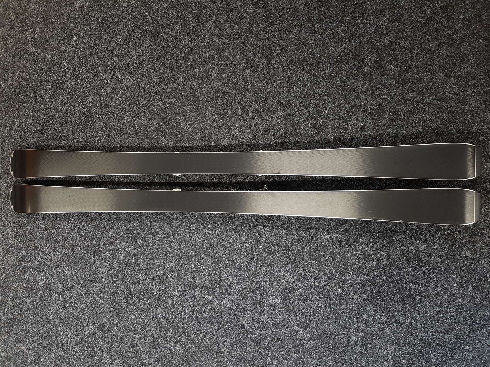 Použité lyže FISCHER RC ONE + viazanie Fischer RS 9