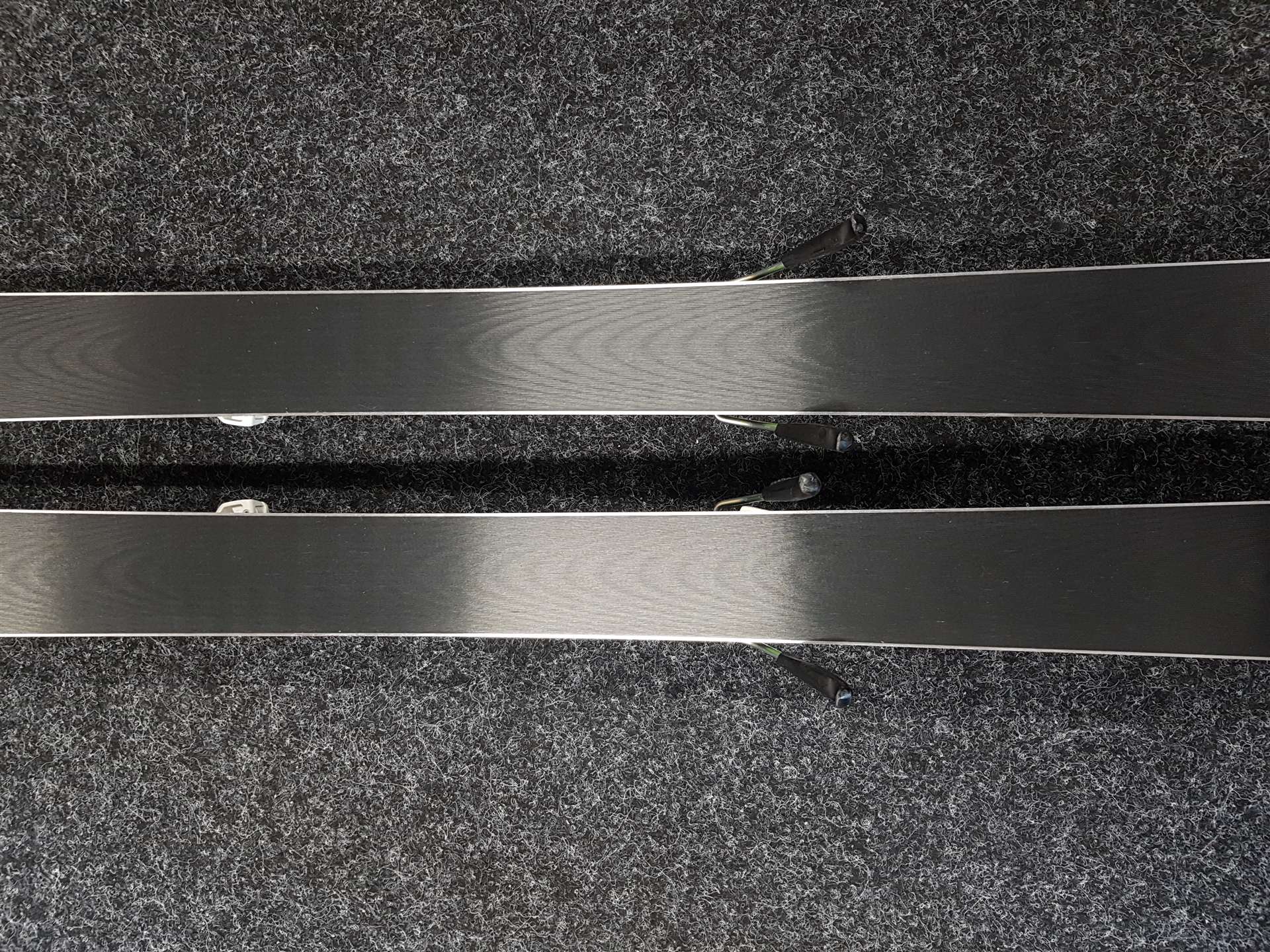 Použité lyže FISCHER RC ONE + viazanie Fischer RS 9