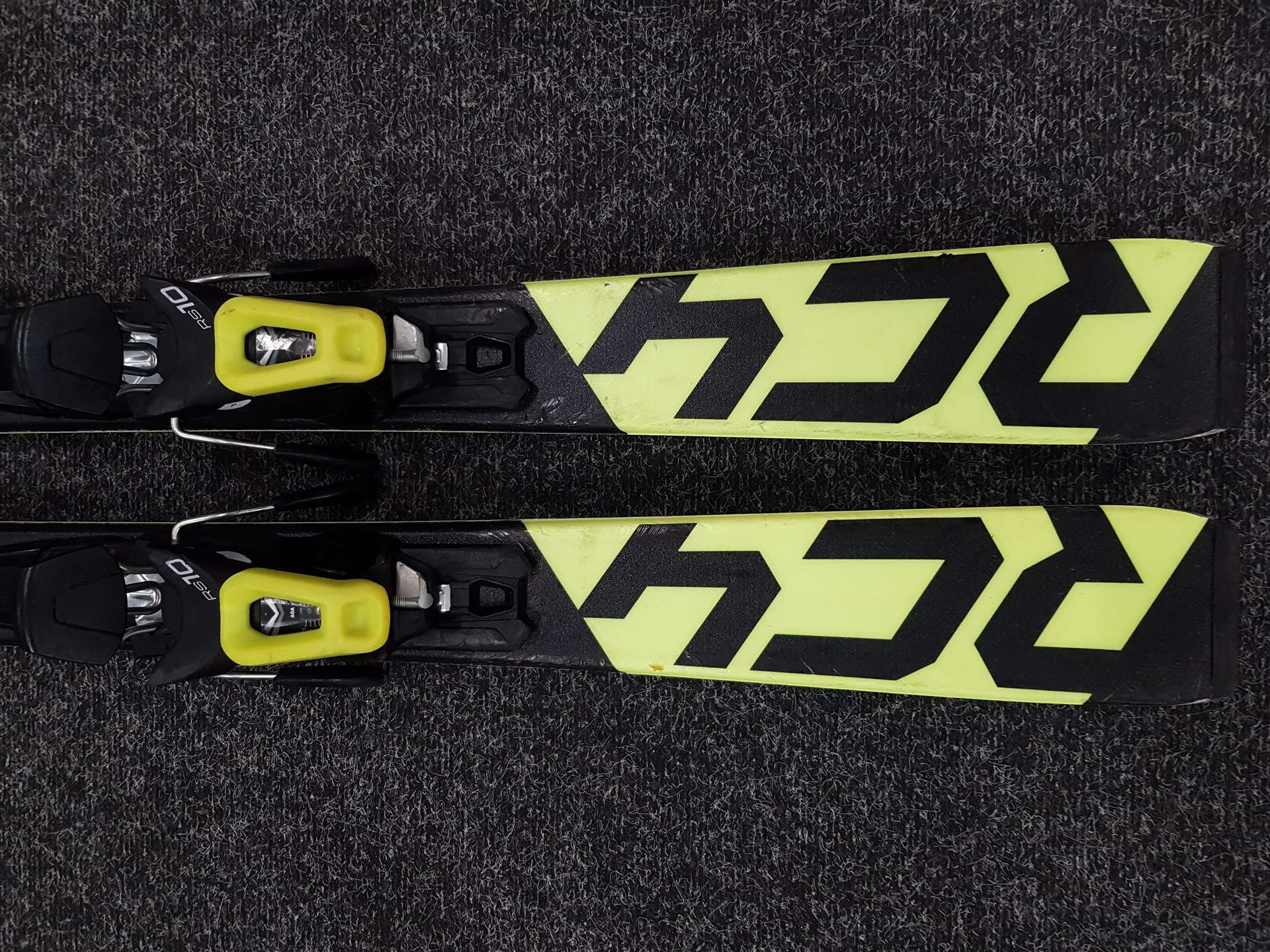 Schiuri FISCHER XTR SPEED folosite