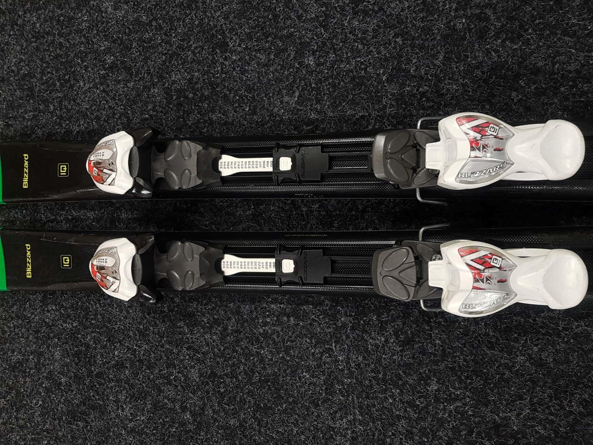 Použité freestyle lyže BLIZZARD Gunsmoke Jr + viazanie Blizzard 7.0