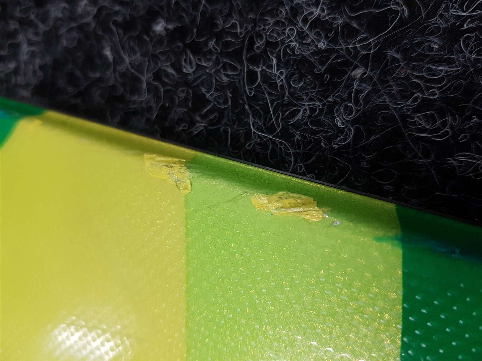 Použité freestyle lyže BLIZZARD Gunsmoke Jr + viazanie Blizzard 7.0