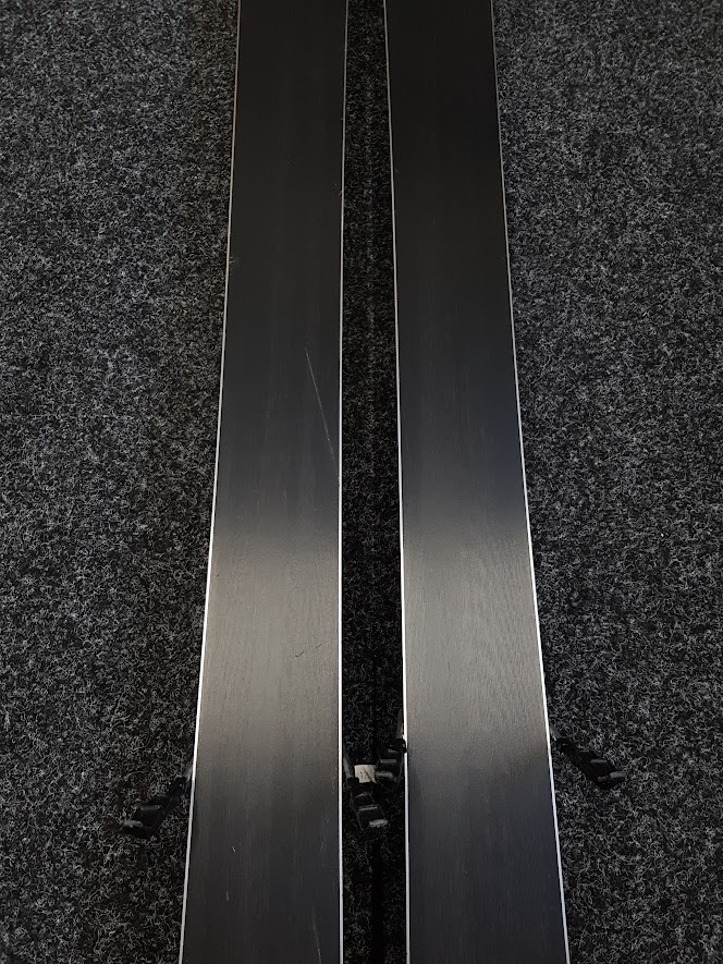 Sci VOLKL Kendo usati + attacchi Marker Squire 11