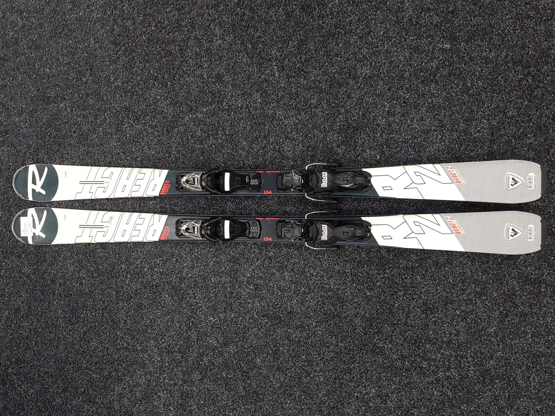 Sci usati ROSSIGNOL React 2 Carbon + attacchi Look Xpress 10