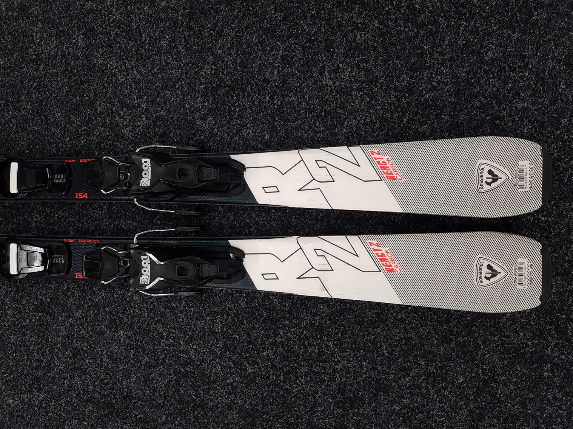 Sci usati ROSSIGNOL React 2 Carbon + attacchi Look Xpress 10