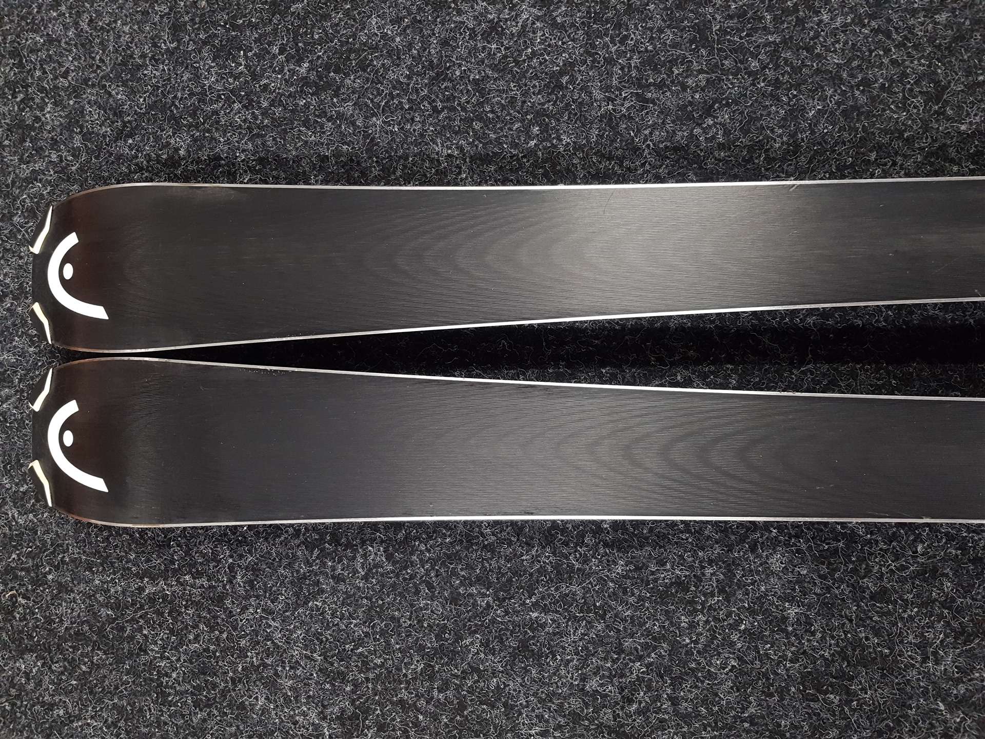 Używane narty HEAD Supershape + wiązania Head 7.5