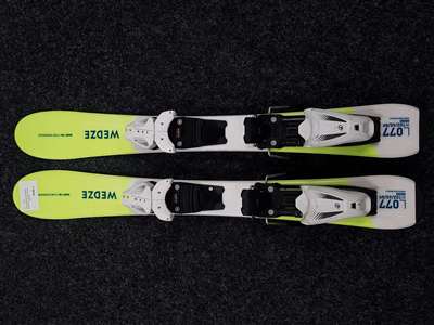 Gebruikte kinderski's WEDZE Boost 100 + Tyrolia SMR 4.5 bindingen