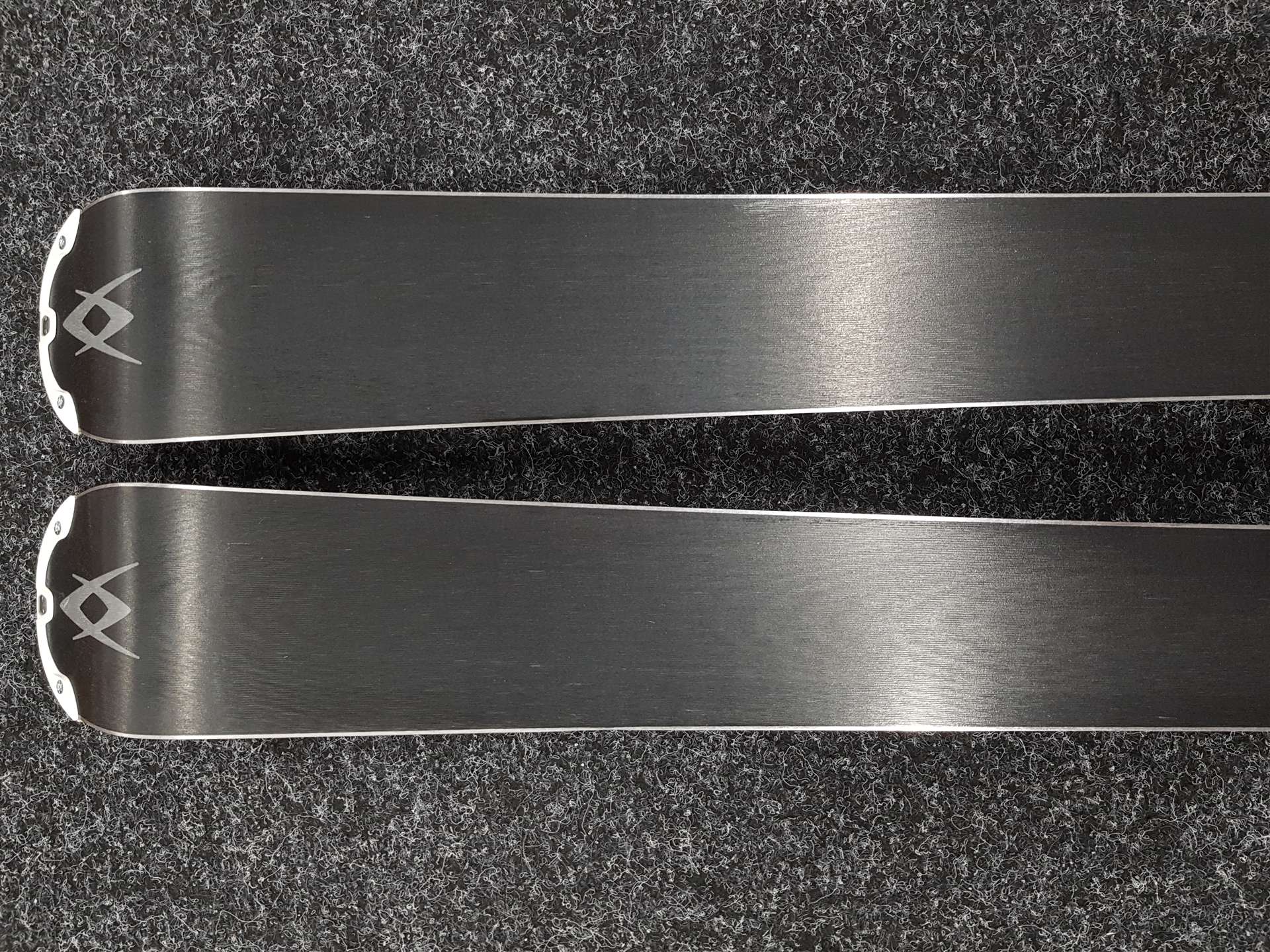 Schiuri VOLKL Chiara Essenza + legături Marker Essenza second hand