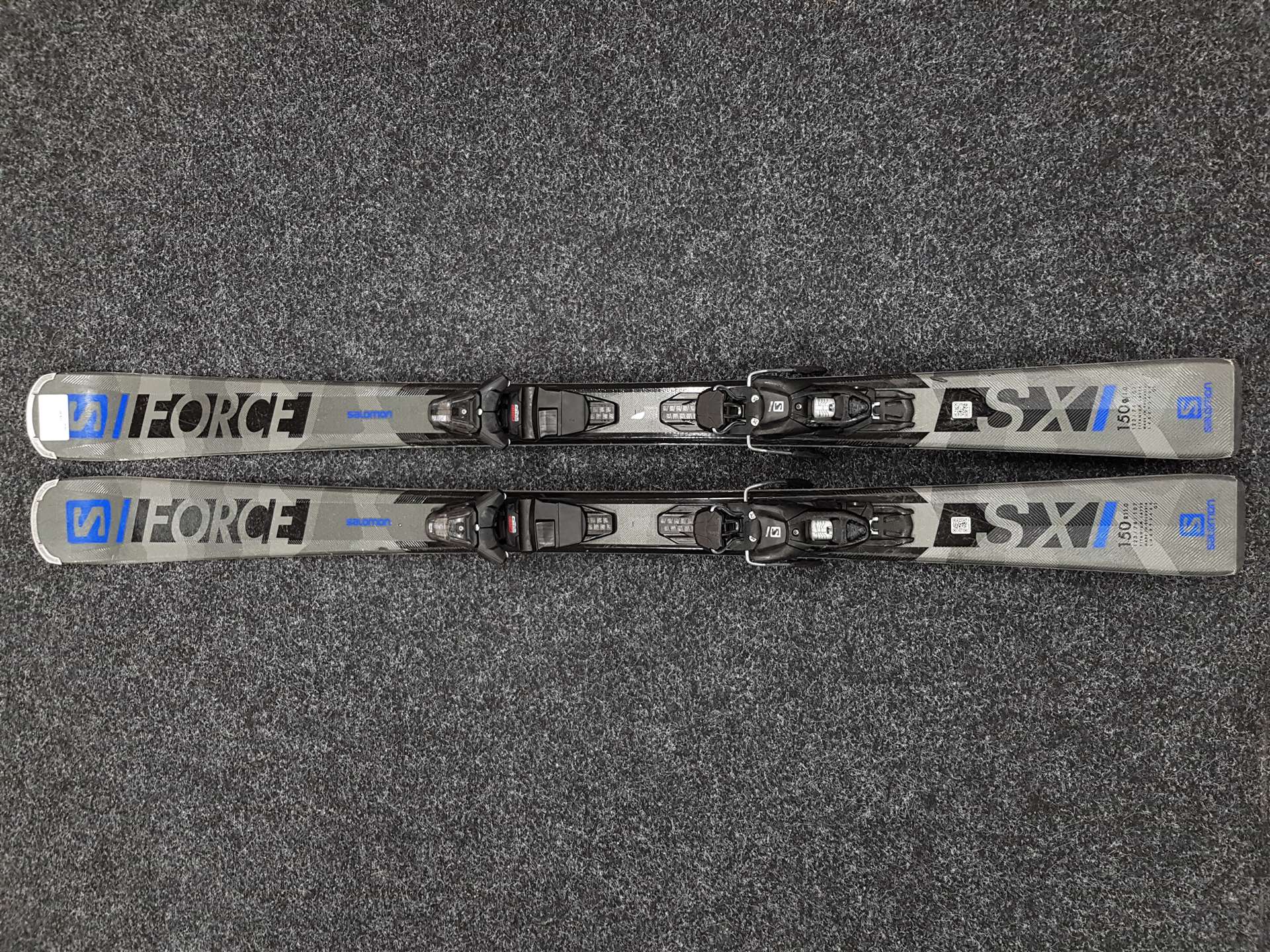 Skis SALOMON Force SX d'occasion + fixations Salomon M10