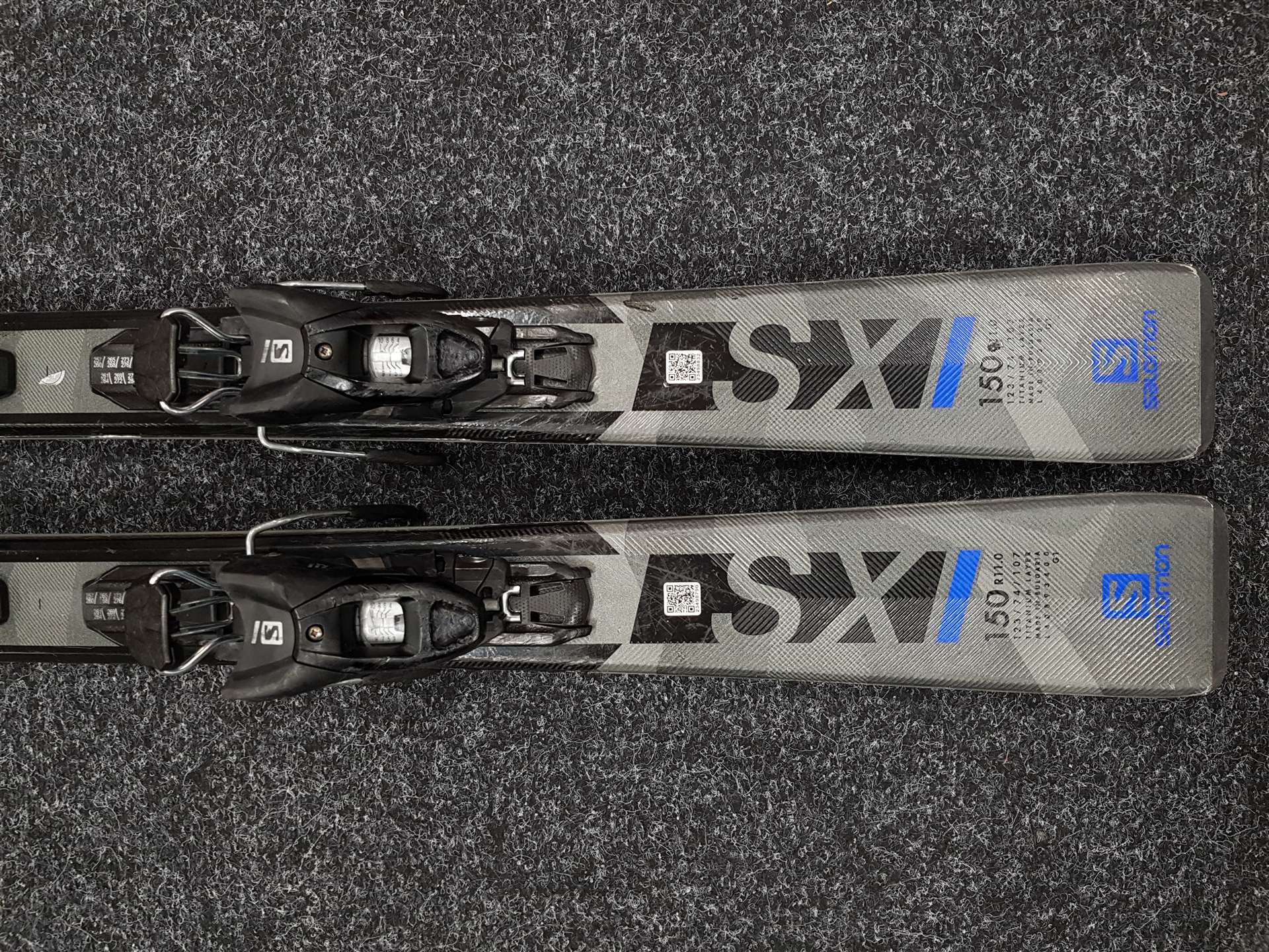 Skis SALOMON Force SX d'occasion + fixations Salomon M10