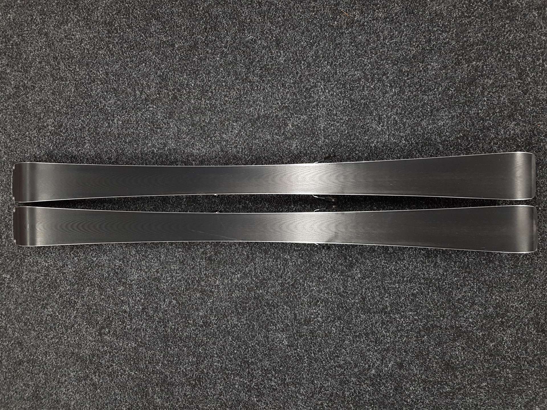 Skis SALOMON Force SX d'occasion + fixations Salomon M10