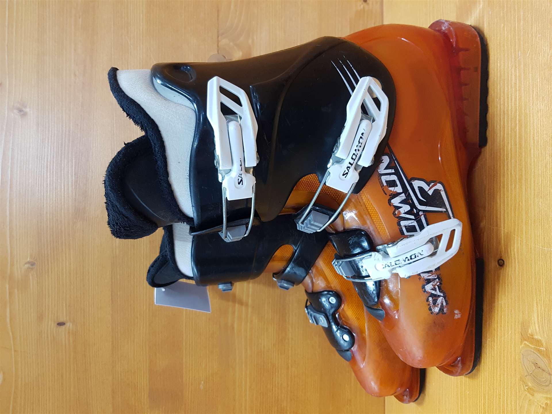Použité lyžiarky SALOMON T3