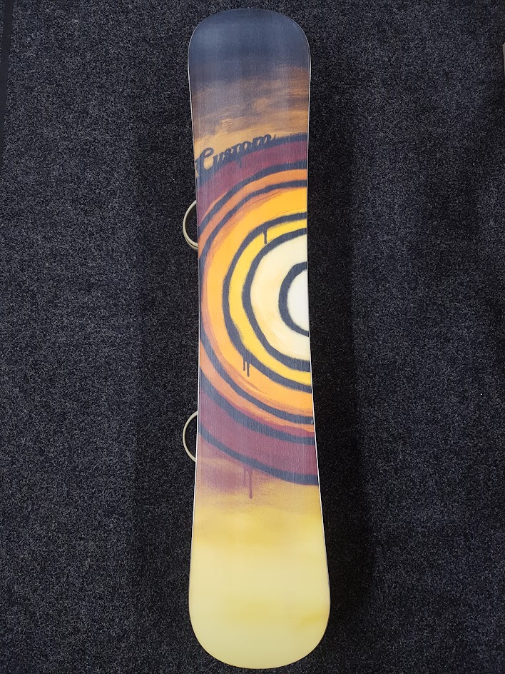 Snowboard Burton Custom d'occasion + fixations Burton taille M