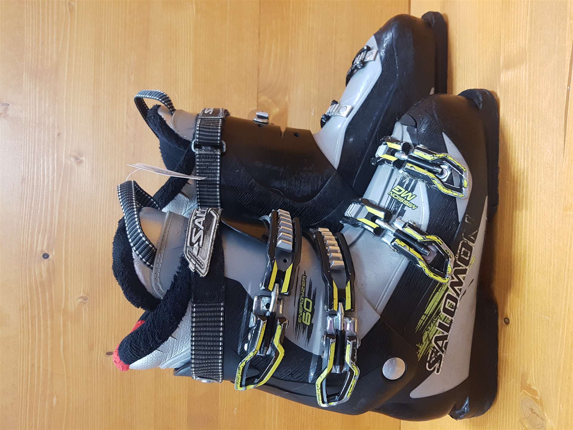 Gebrauchte Skischuhe SALOMON Mission MG