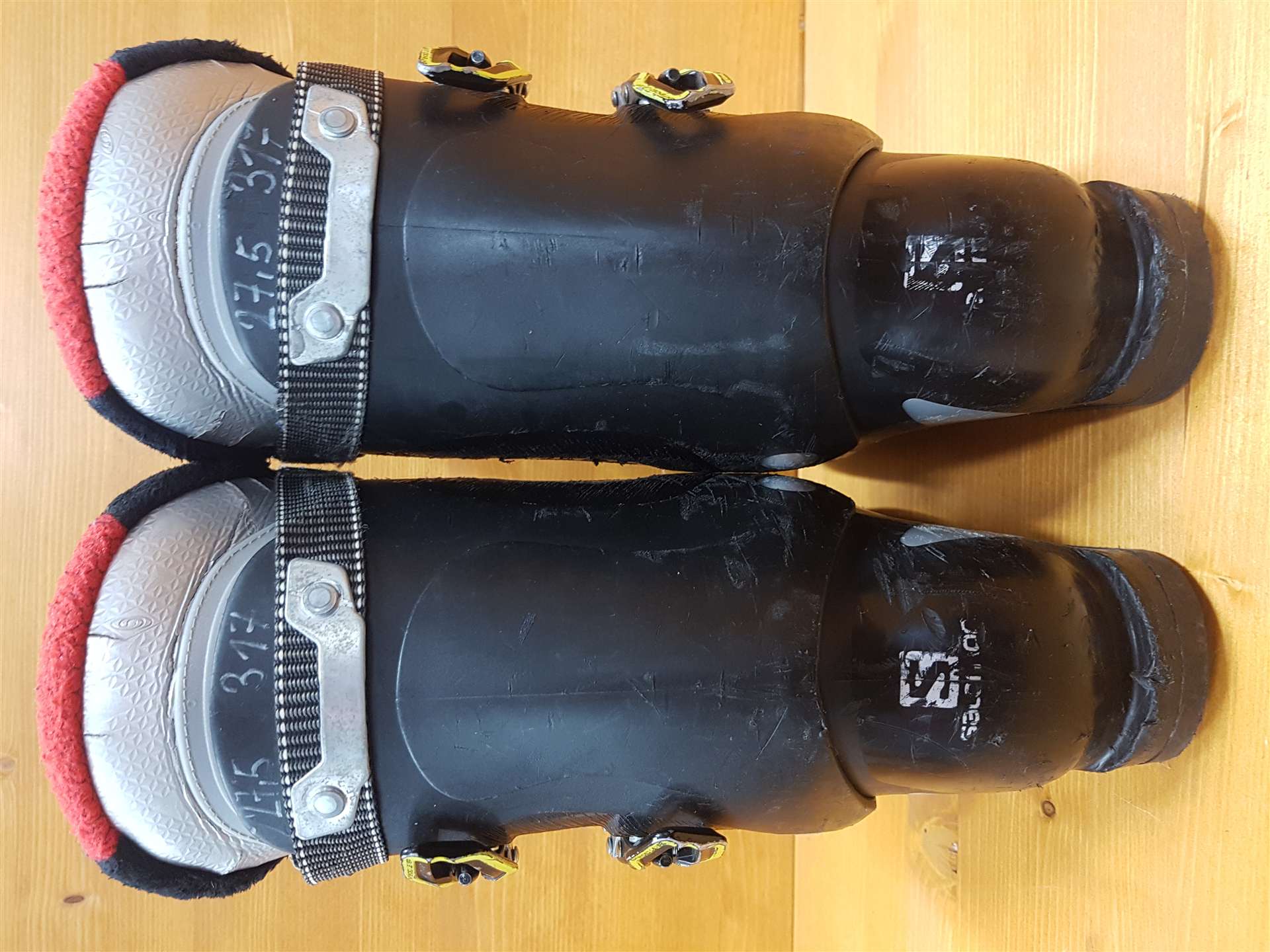 Gebrauchte Skischuhe SALOMON Mission MG