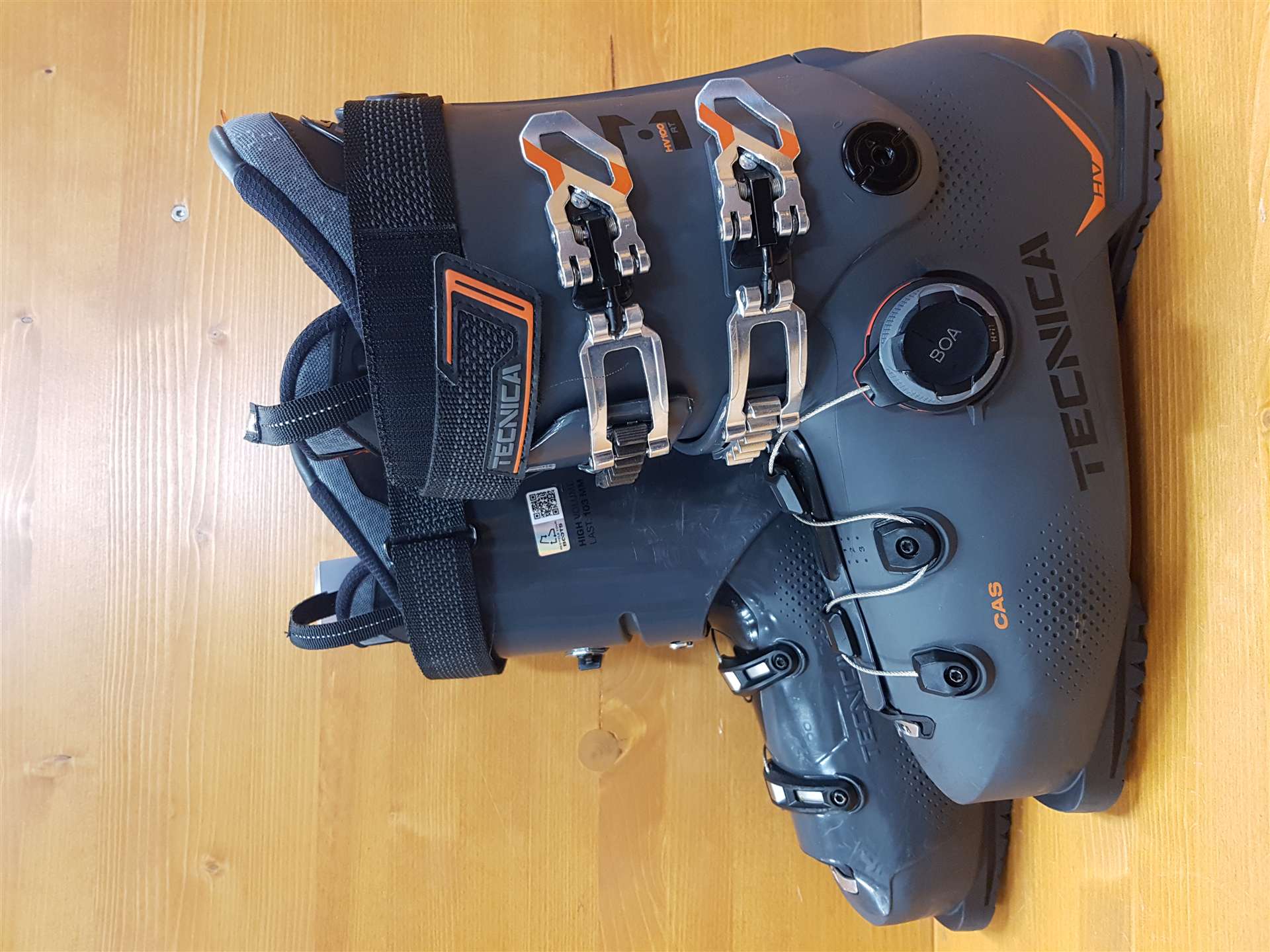 Clăpari de schi second-hand TECNICA 100 HV