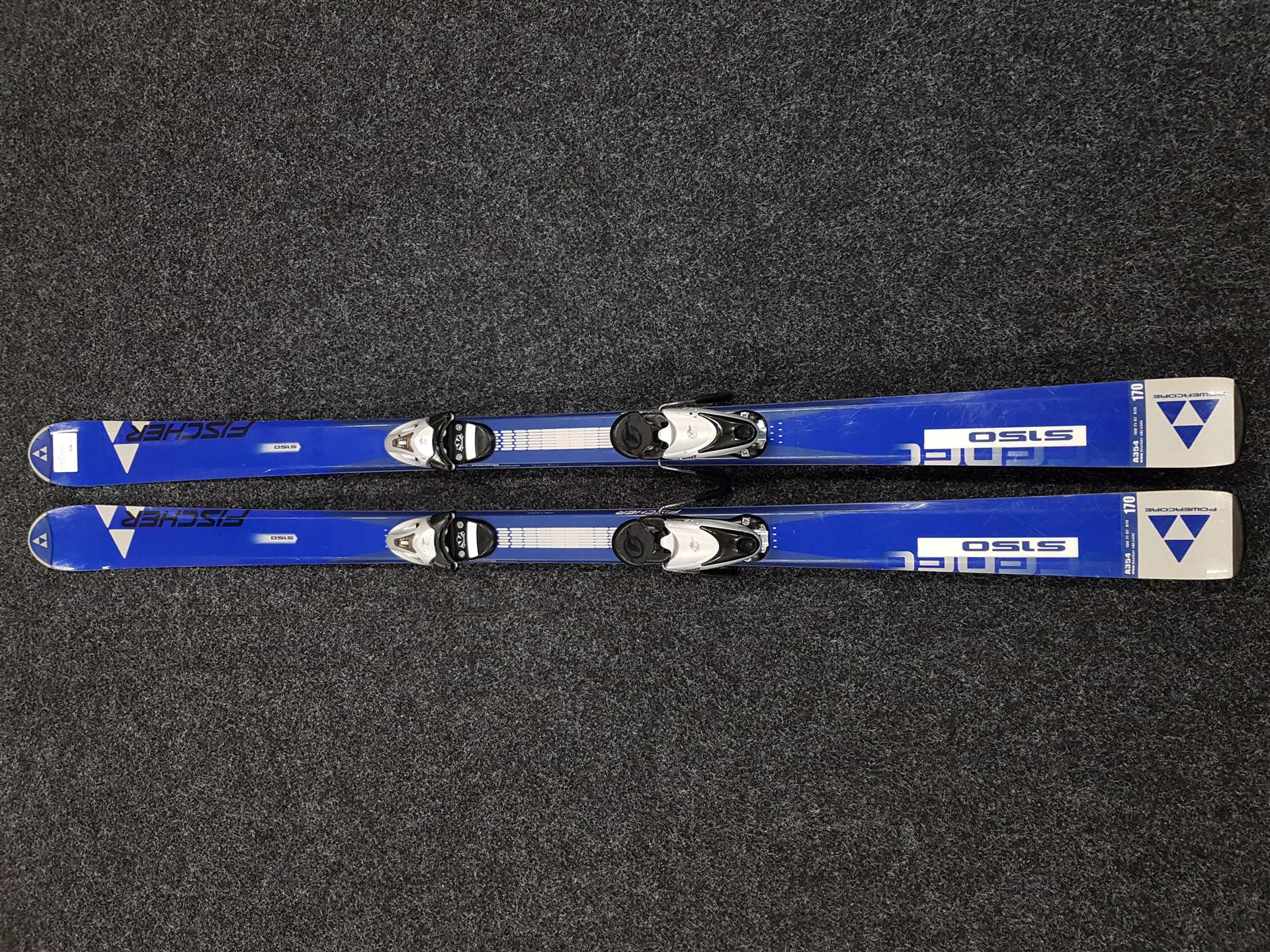 Sci FISCHER S150 usati + attacchi Tyrolia SL100