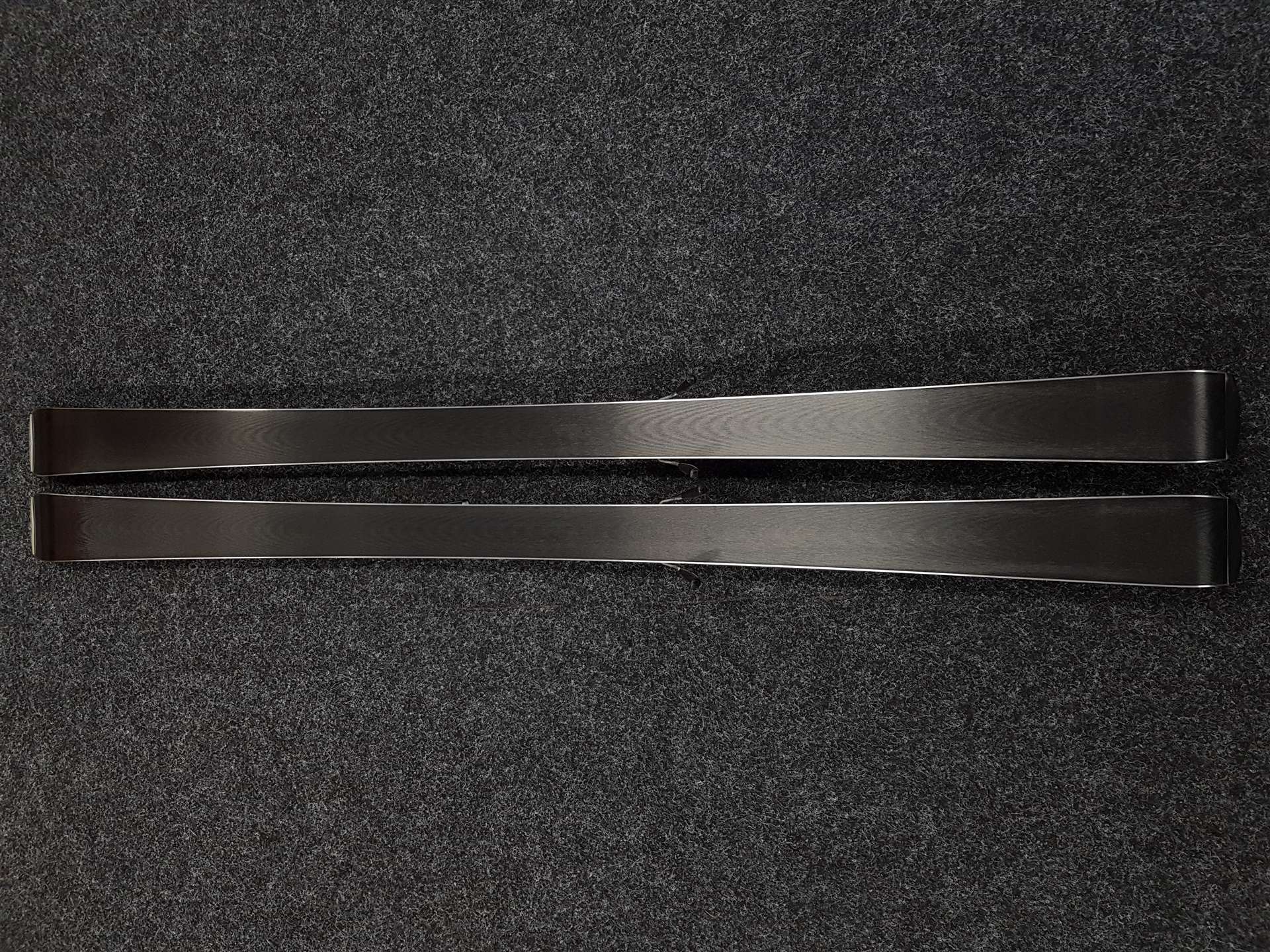 Sci FISCHER S150 usati + attacchi Tyrolia SL100