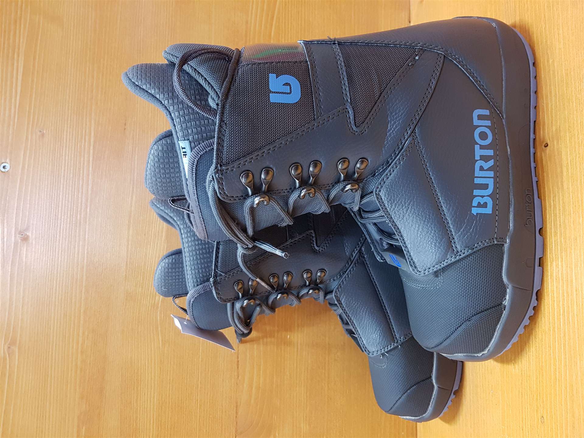 Bottes de snowboard d'occasion BURTON Progression W