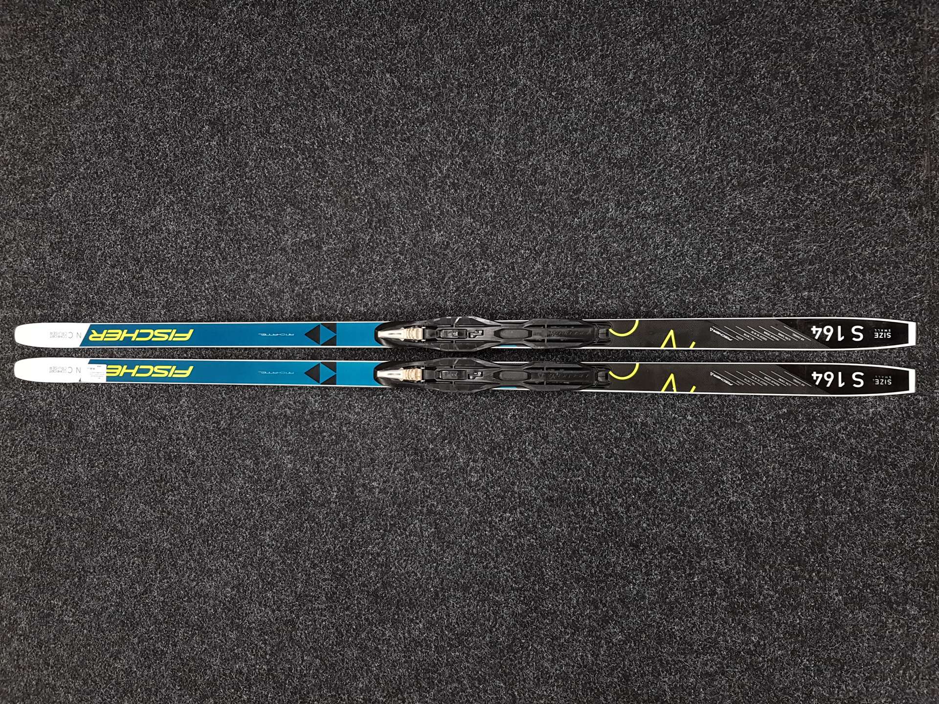 Použité bežecké lyže FISCHER Comfort Cruiser + viazanie NNN Fischer IFP