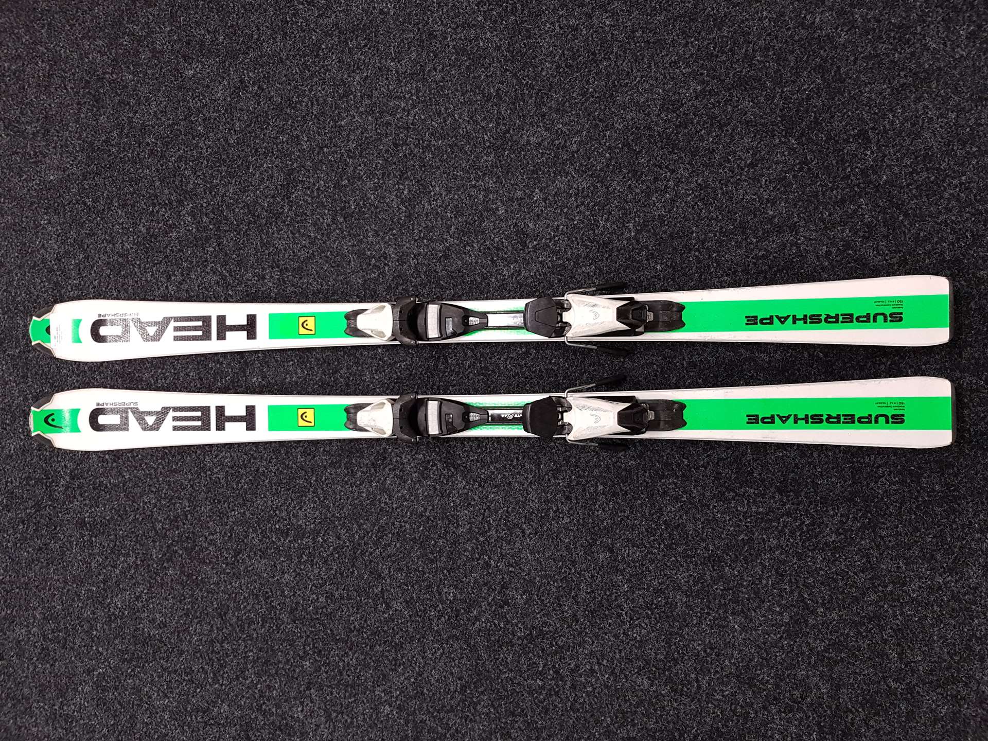 Použité lyže HEAD Supershape + vázání Head SLR 7.5