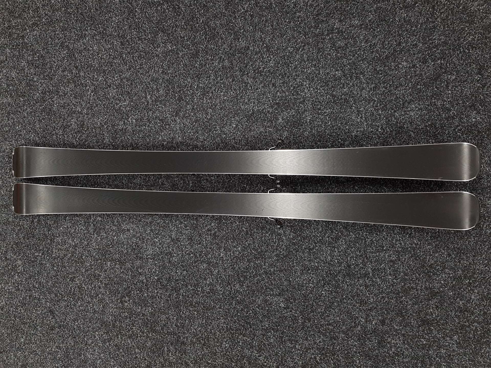 Použité lyže BLIZZARD WCR + vázání Marker TLT 10