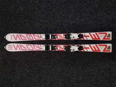 Použité dětské lyže SPORTEN Street 130 + vázání Tyrolia SLR 7,5